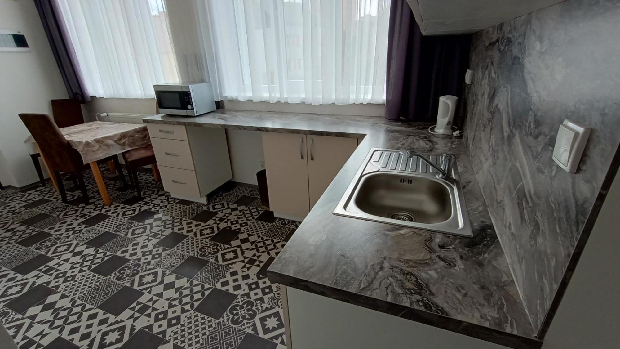 Apartments Gato Karlovy Vary Stara Role Exterior foto